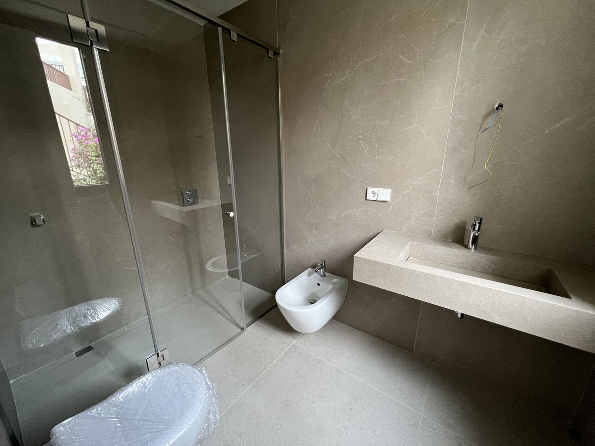 Villa for sale in Benahavís