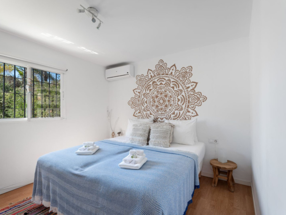 Villa for sale in Benalmadena