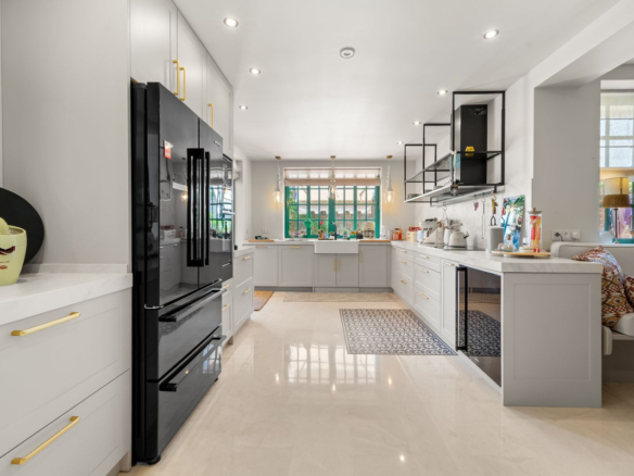 Villa for sale in Benalmadena
