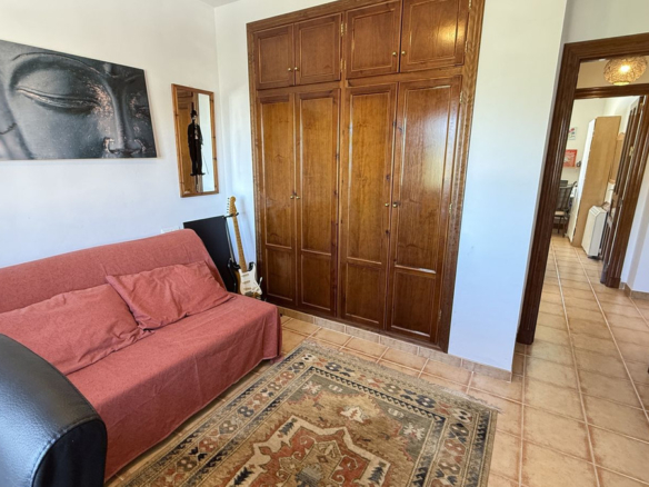 Villa for sale in Coín