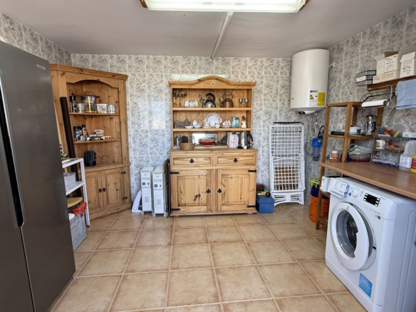 Villa for sale in Coín
