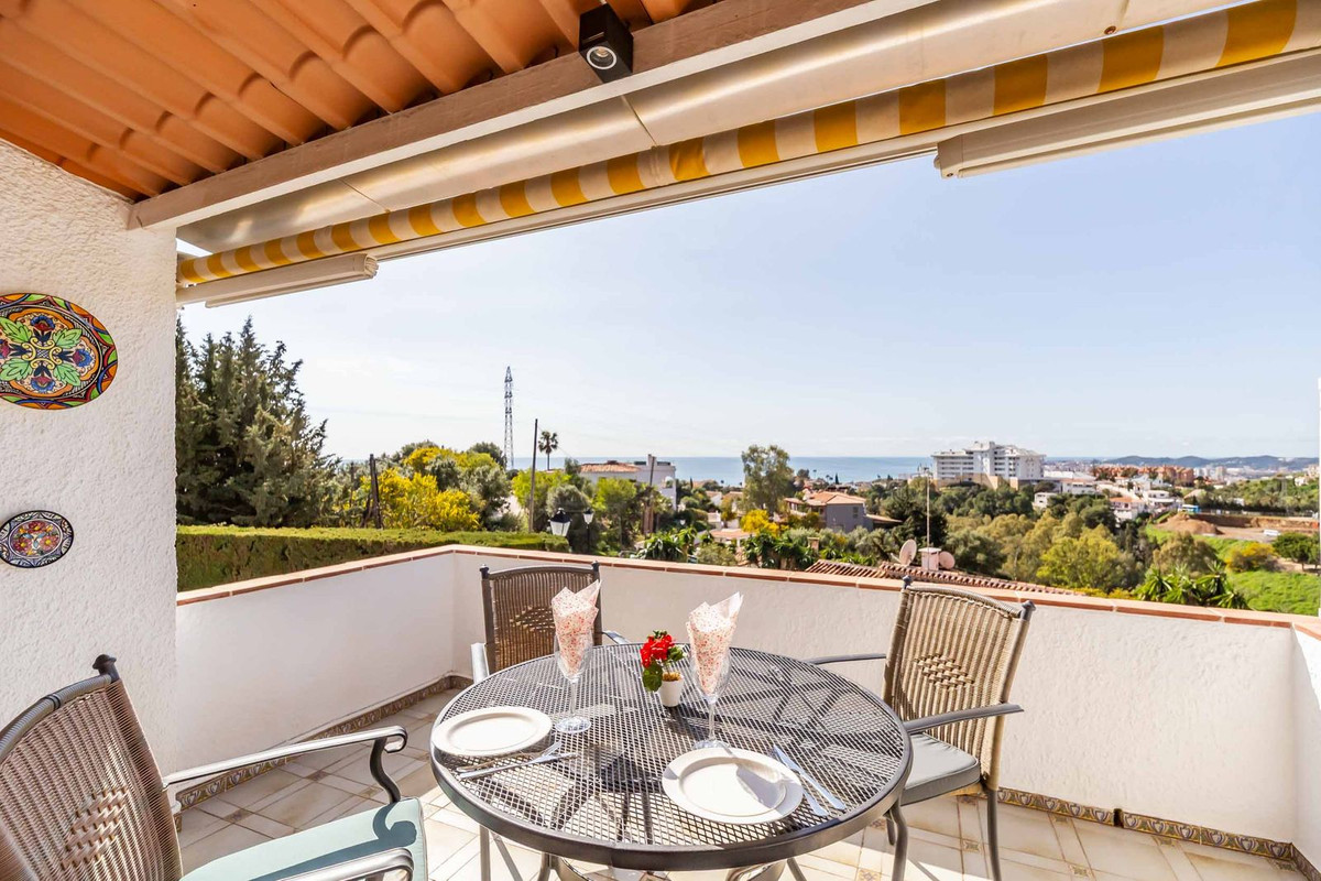 Villa for sale in Fuengirola