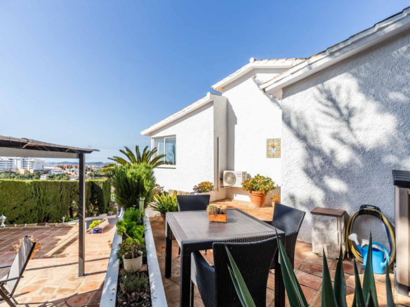 Villa for sale in Fuengirola