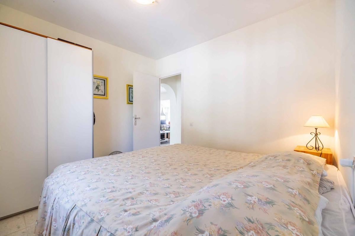 Villa for sale in Fuengirola