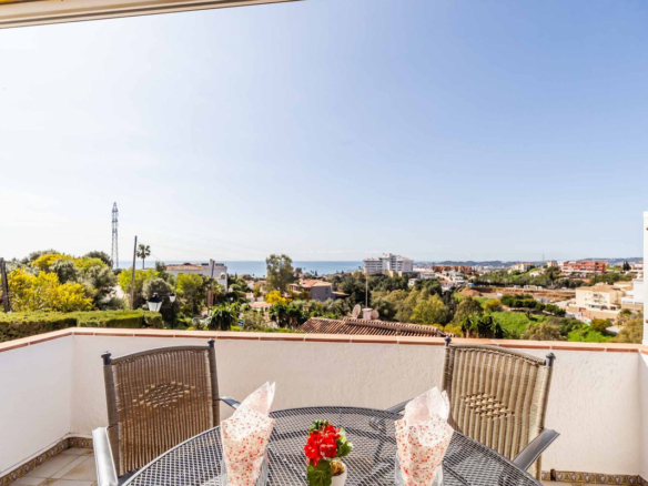 Villa for sale in Fuengirola