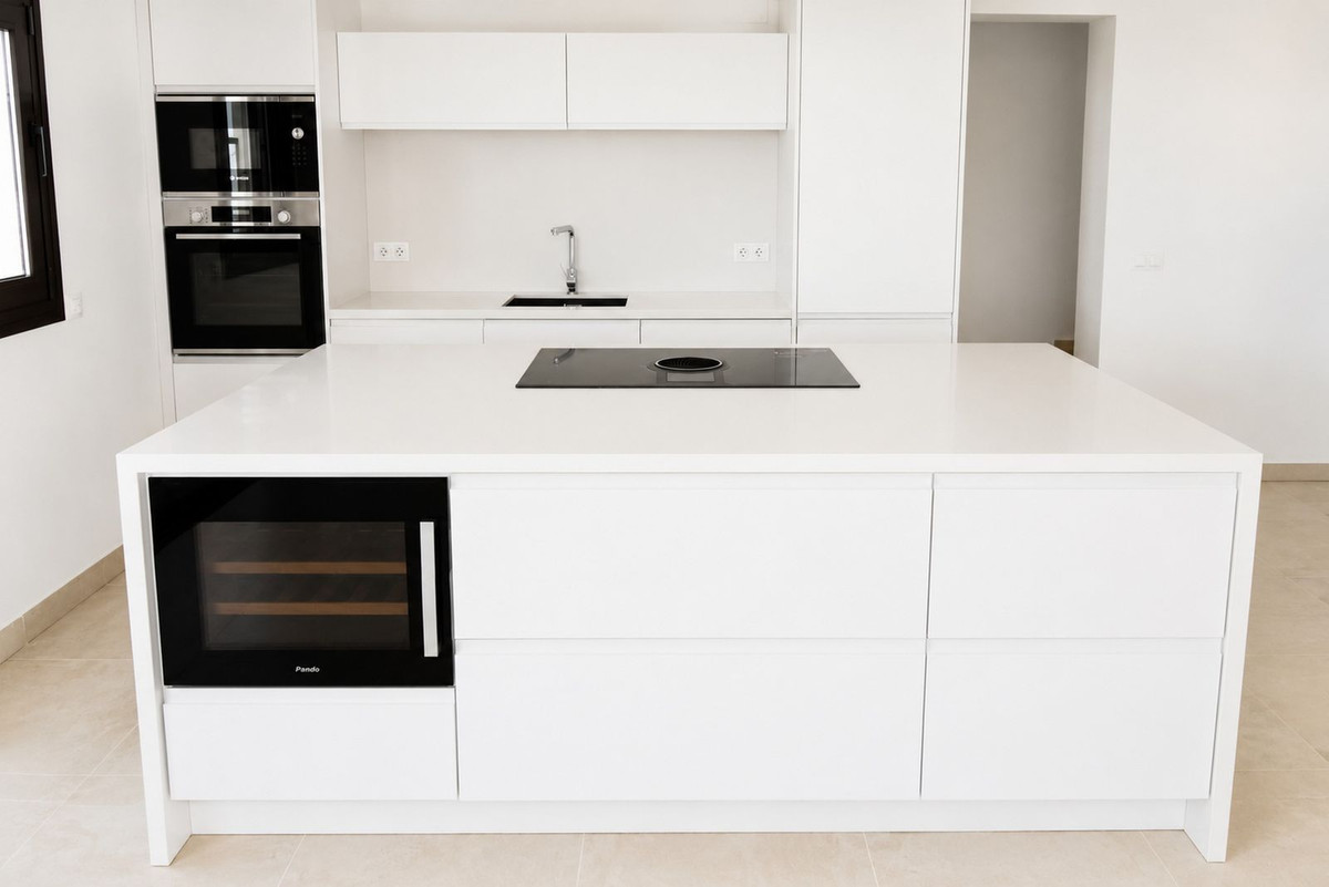 Villa for sale in Fuengirola