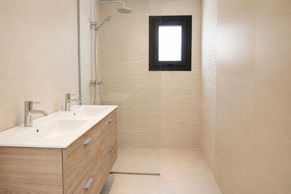 Villa for sale in Fuengirola