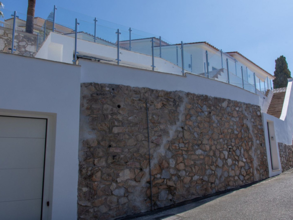 Villa for sale in Fuengirola
