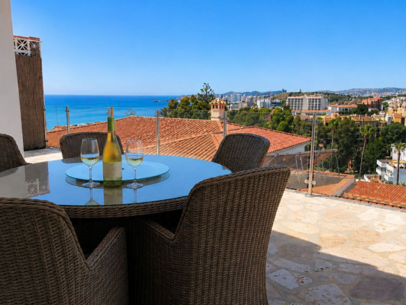 Villa for sale in Fuengirola