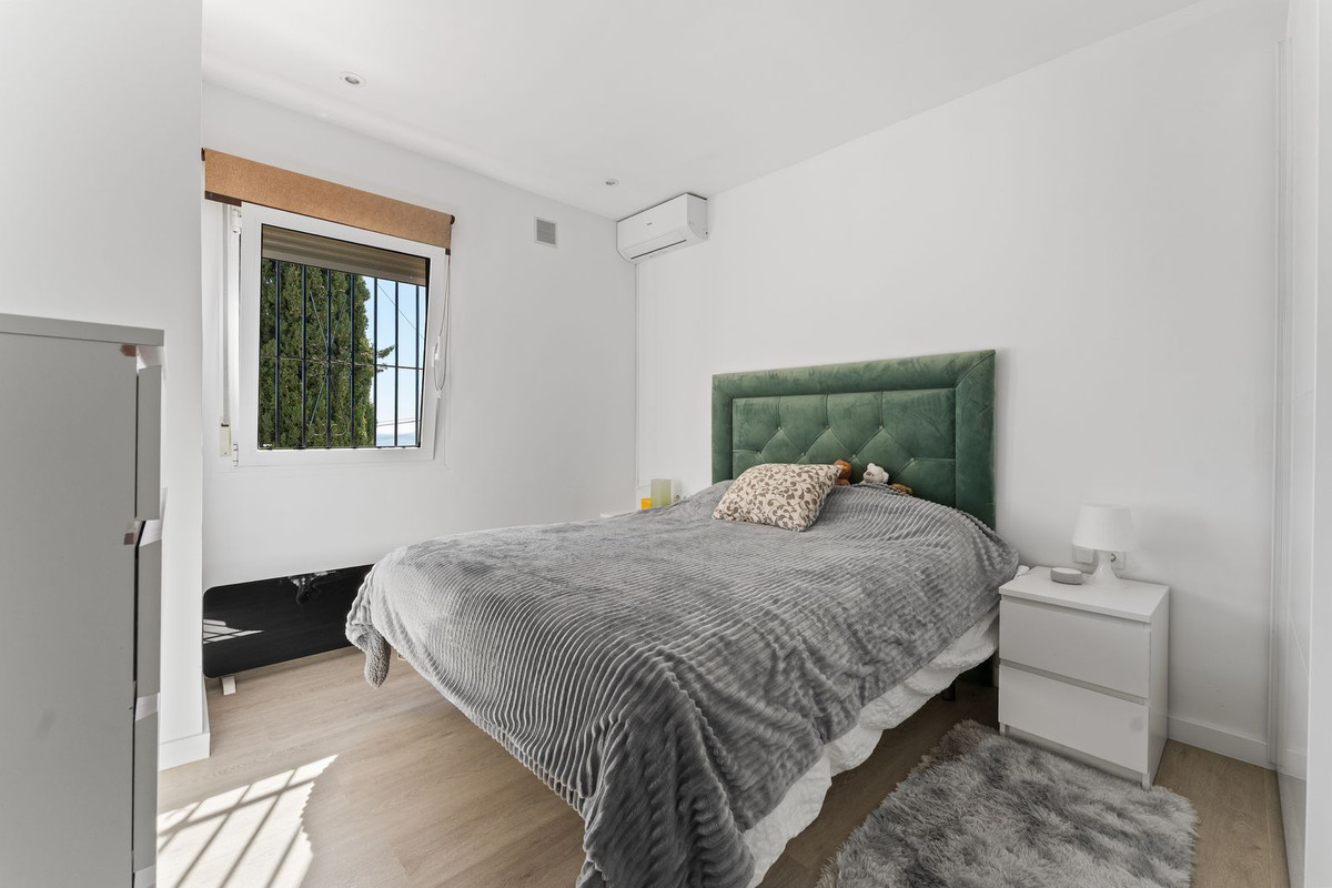 Villa for sale in Fuengirola