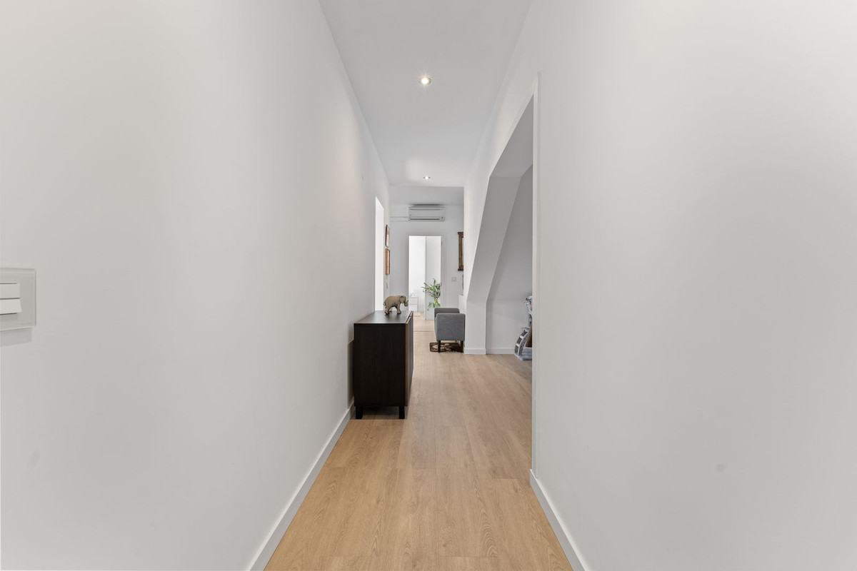 Villa for sale in Fuengirola
