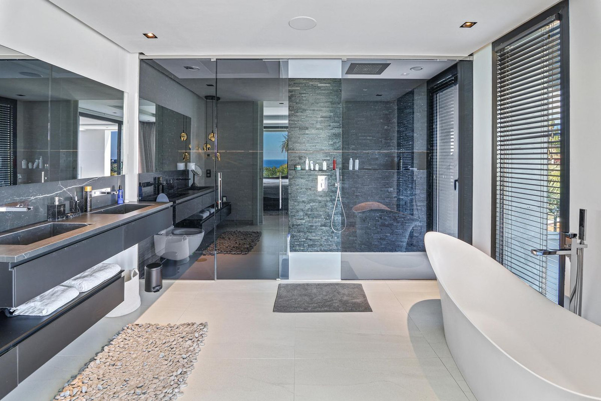 Villa for sale in Málaga