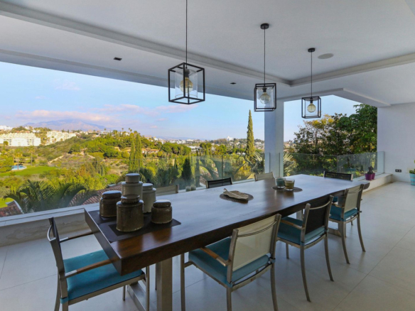 Villa for sale in Málaga