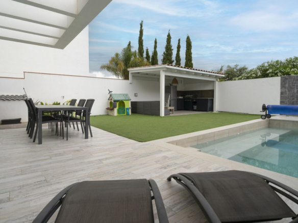 Villa for sale in Málaga