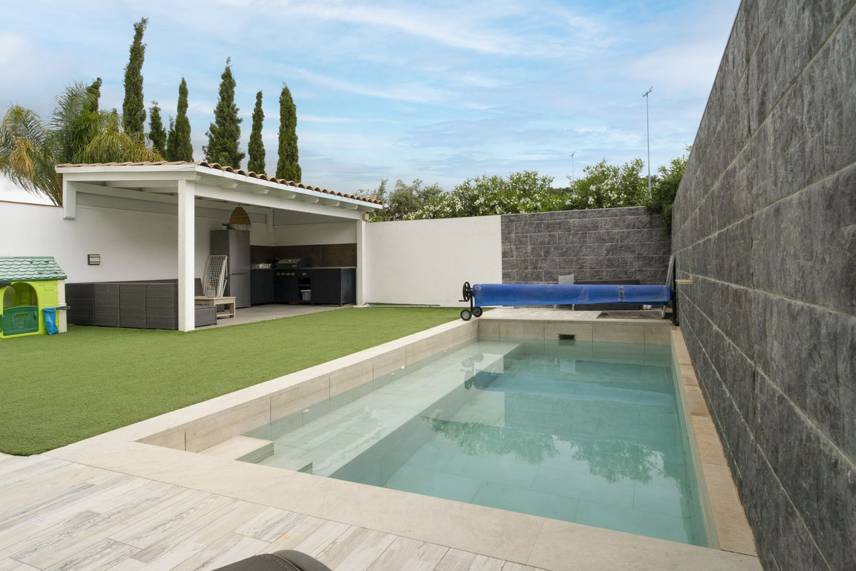 Villa for sale in Málaga