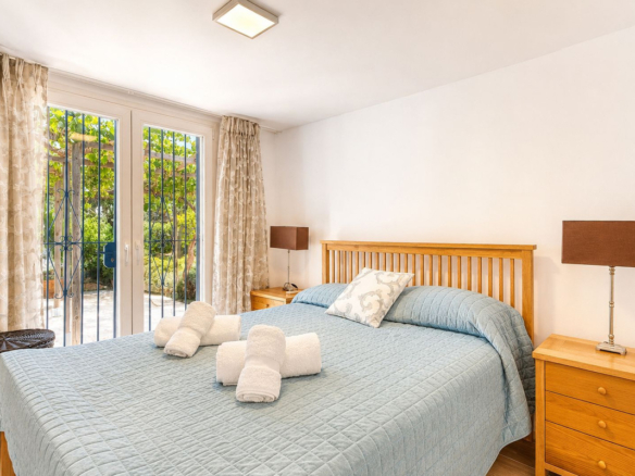 Villa for sale in Manilva