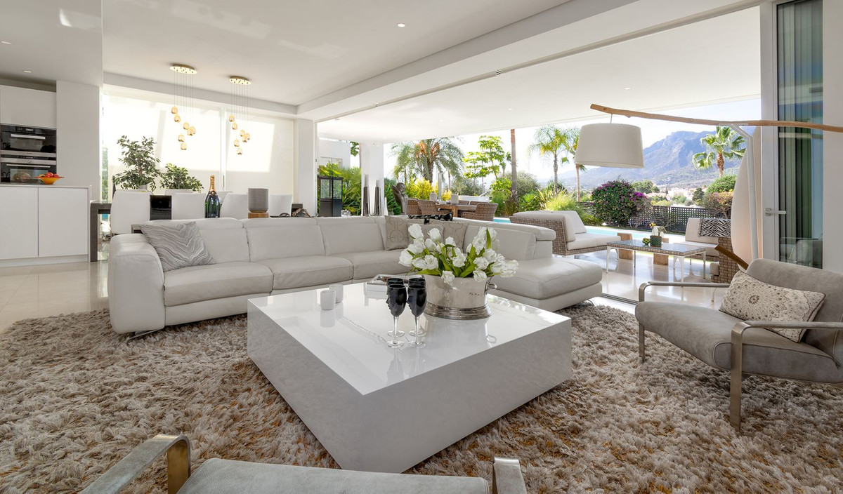 Villa for sale in Marbella