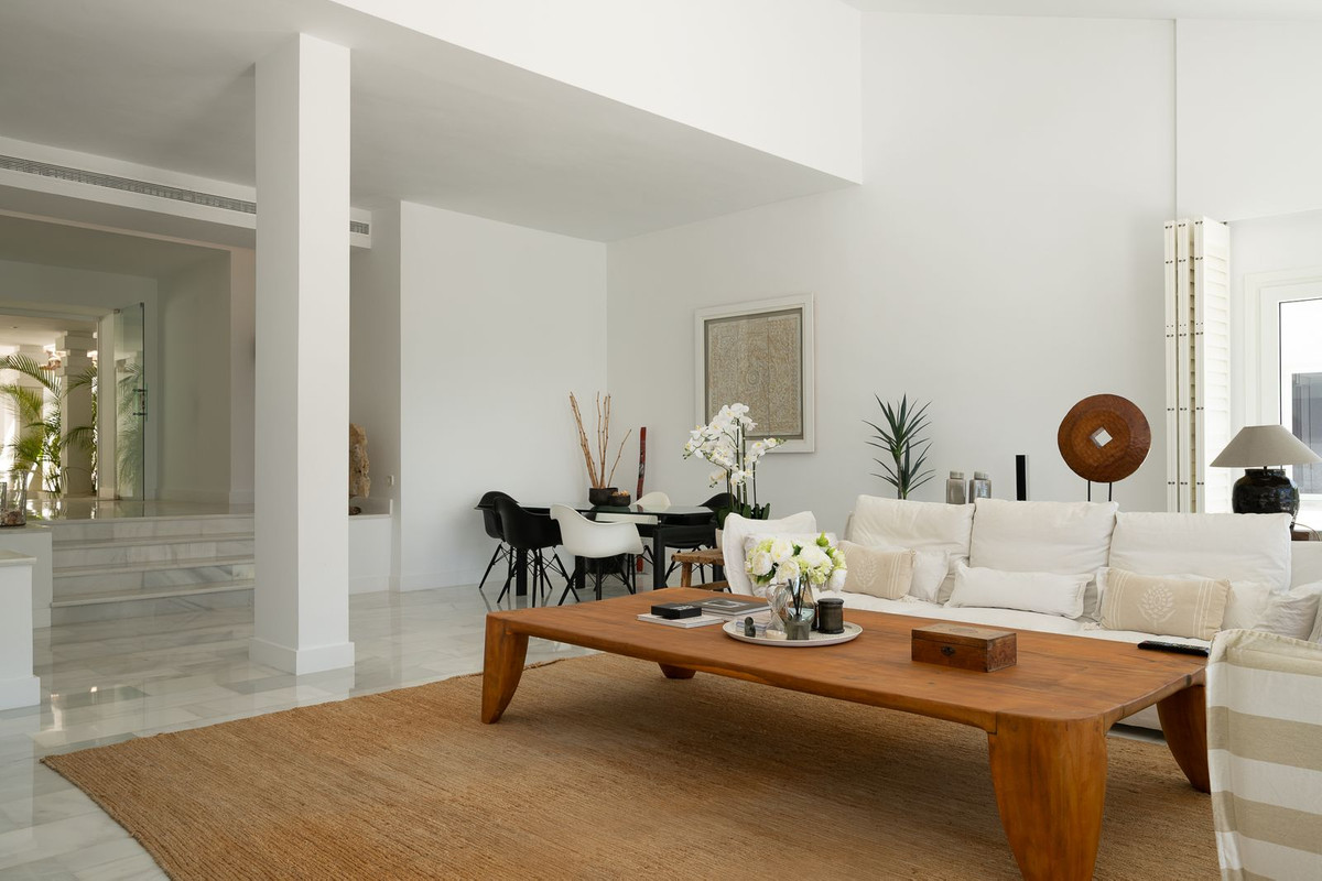 Villa for sale in Marbella