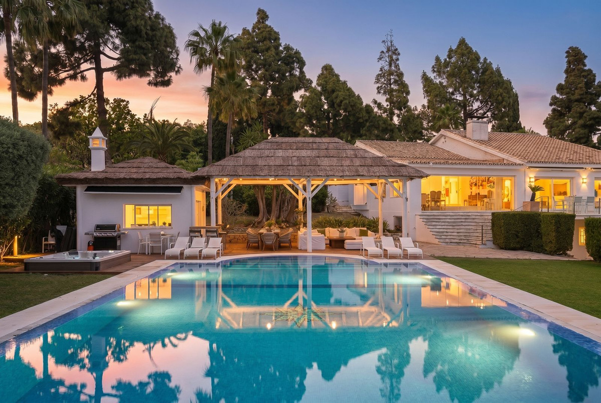 Villa for sale in Marbella