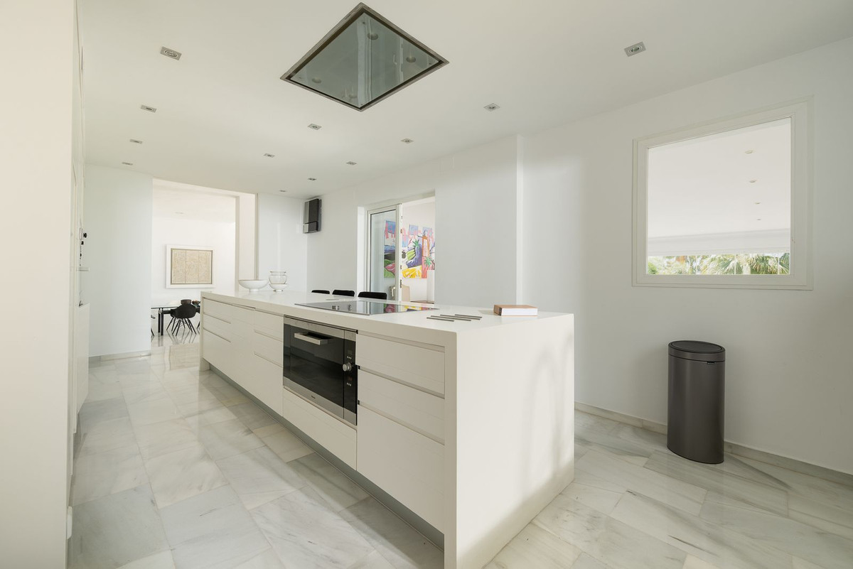 Villa for sale in Marbella