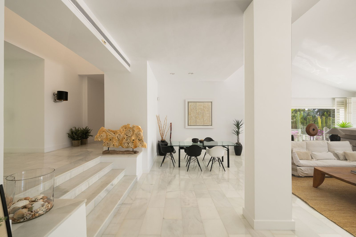 Villa for sale in Marbella