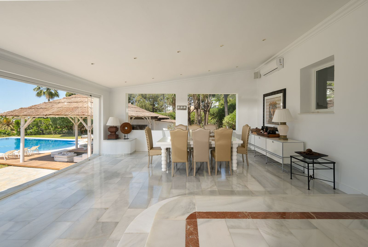 Villa for sale in Marbella