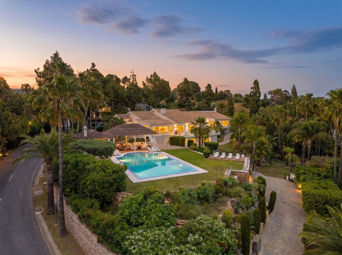 Villa for sale in Marbella