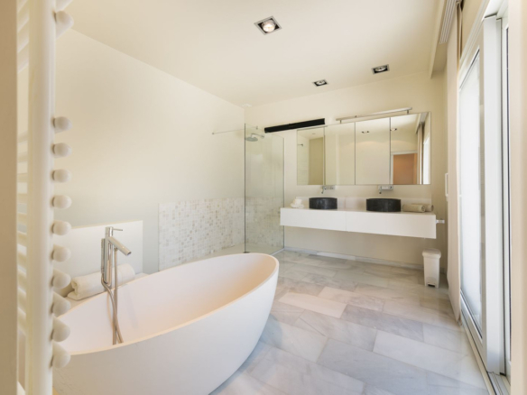 Villa for sale in Marbella