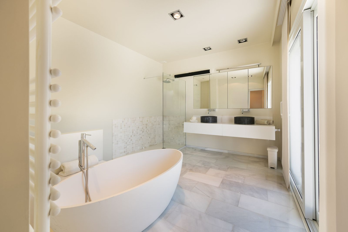 Villa for sale in Marbella
