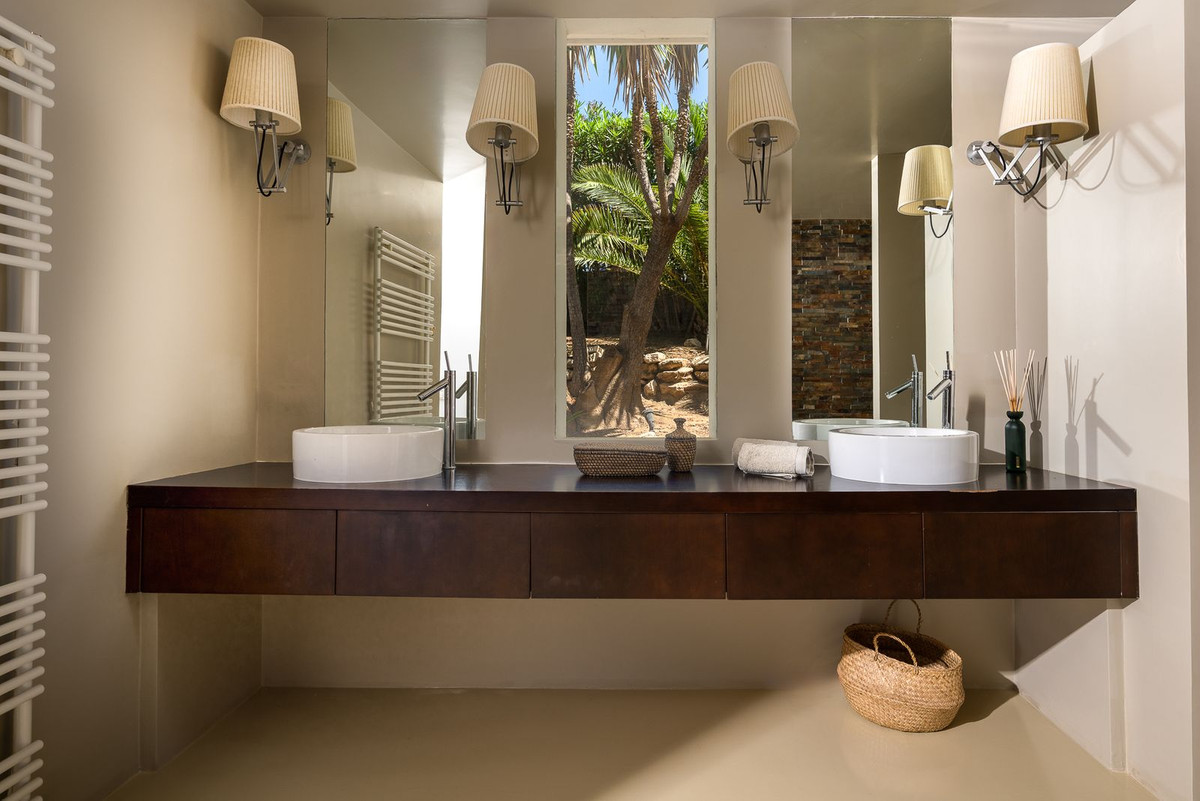 Villa for sale in Marbella