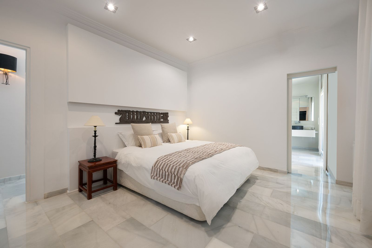 Villa for sale in Marbella