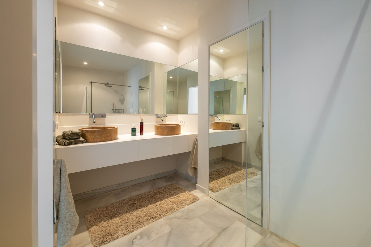 Villa for sale in Marbella