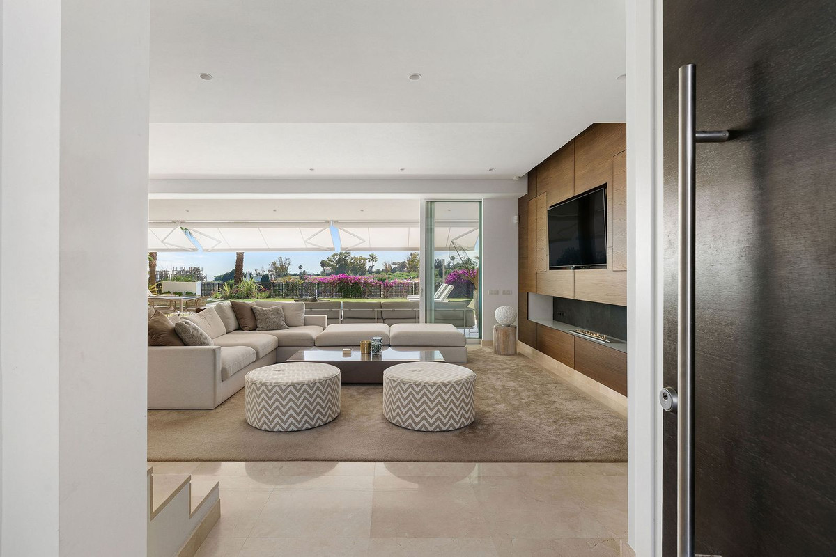 Villa for sale in Marbella