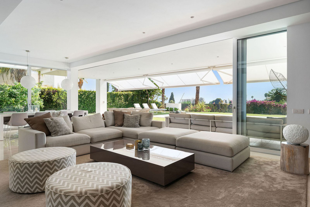 Villa for sale in Marbella