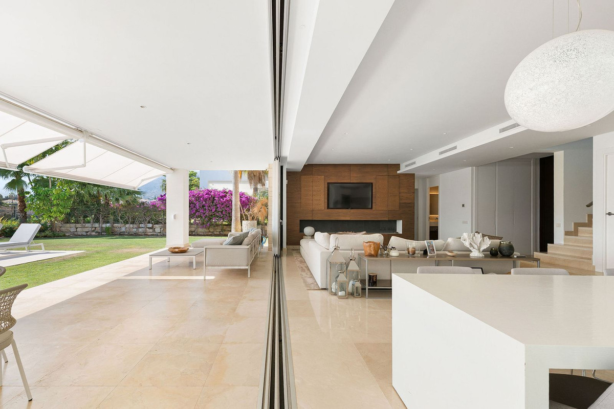 Villa for sale in Marbella