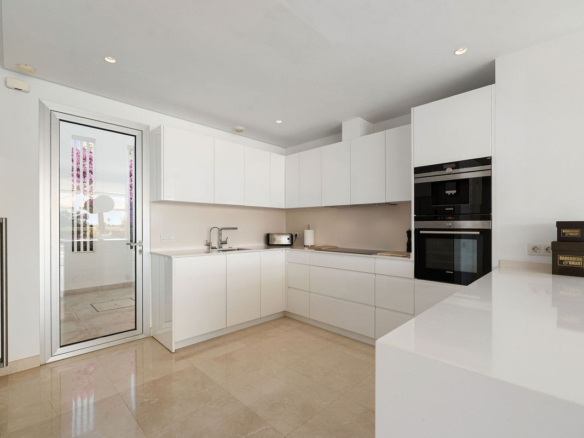 Villa for sale in Marbella