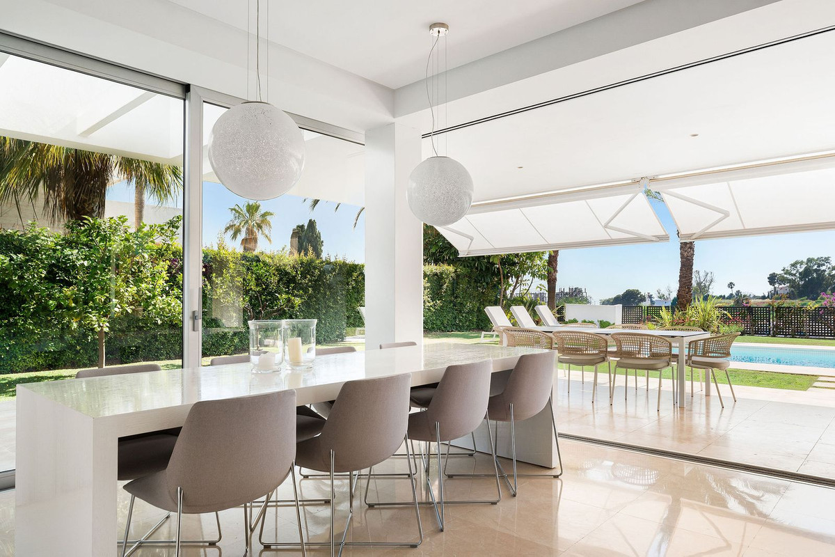 Villa for sale in Marbella