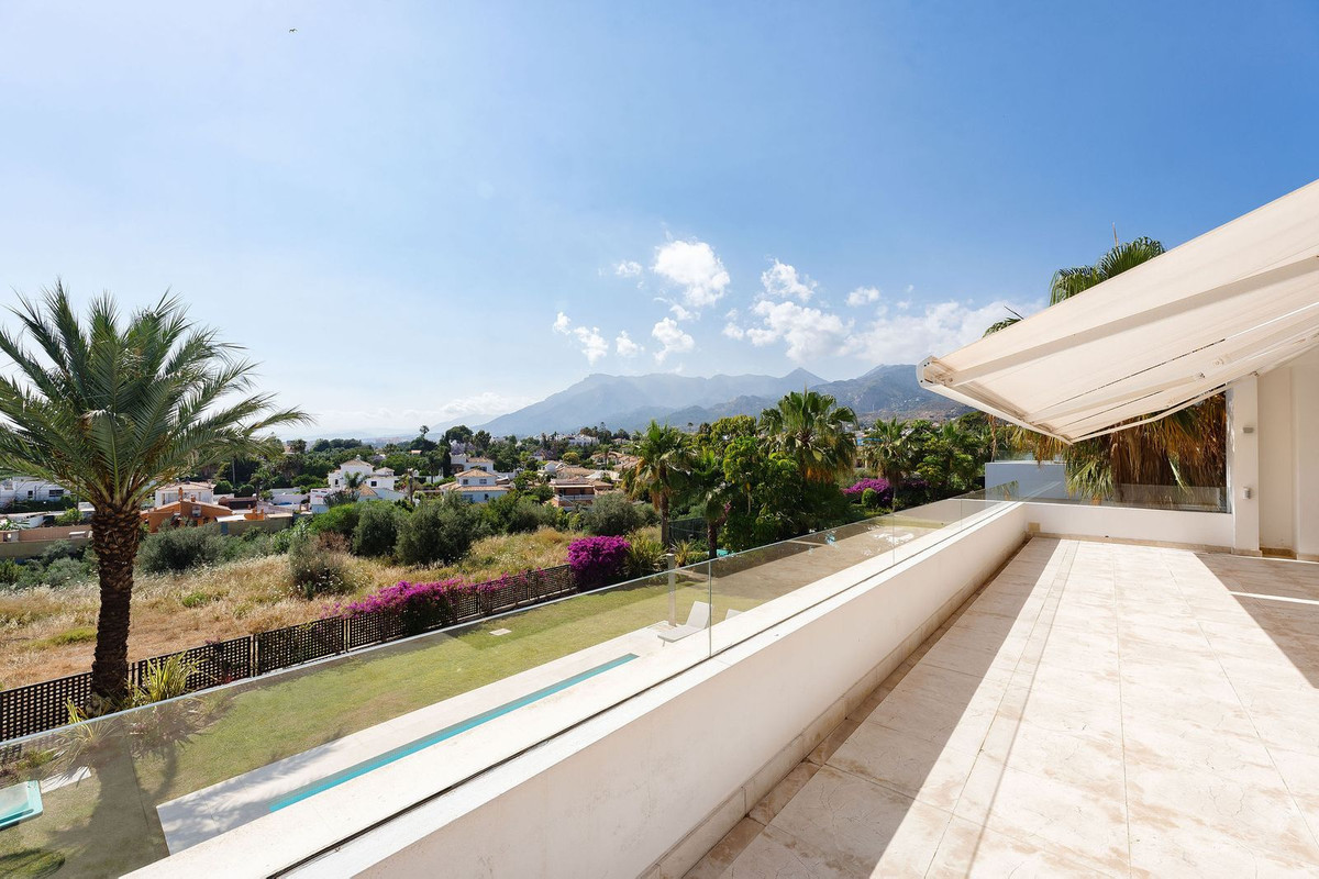 Villa for sale in Marbella