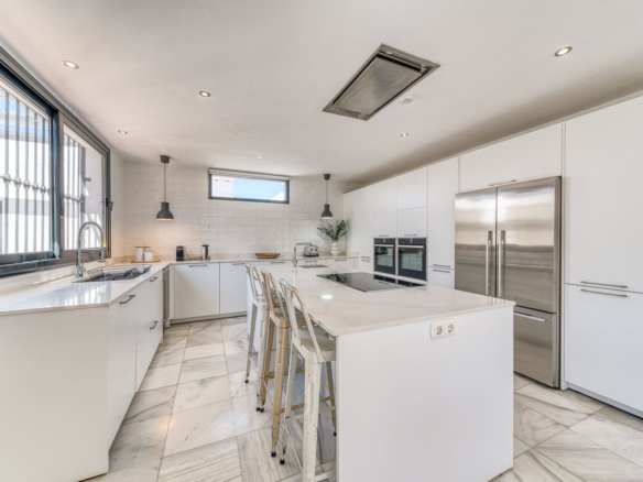 Villa for sale in Marbella
