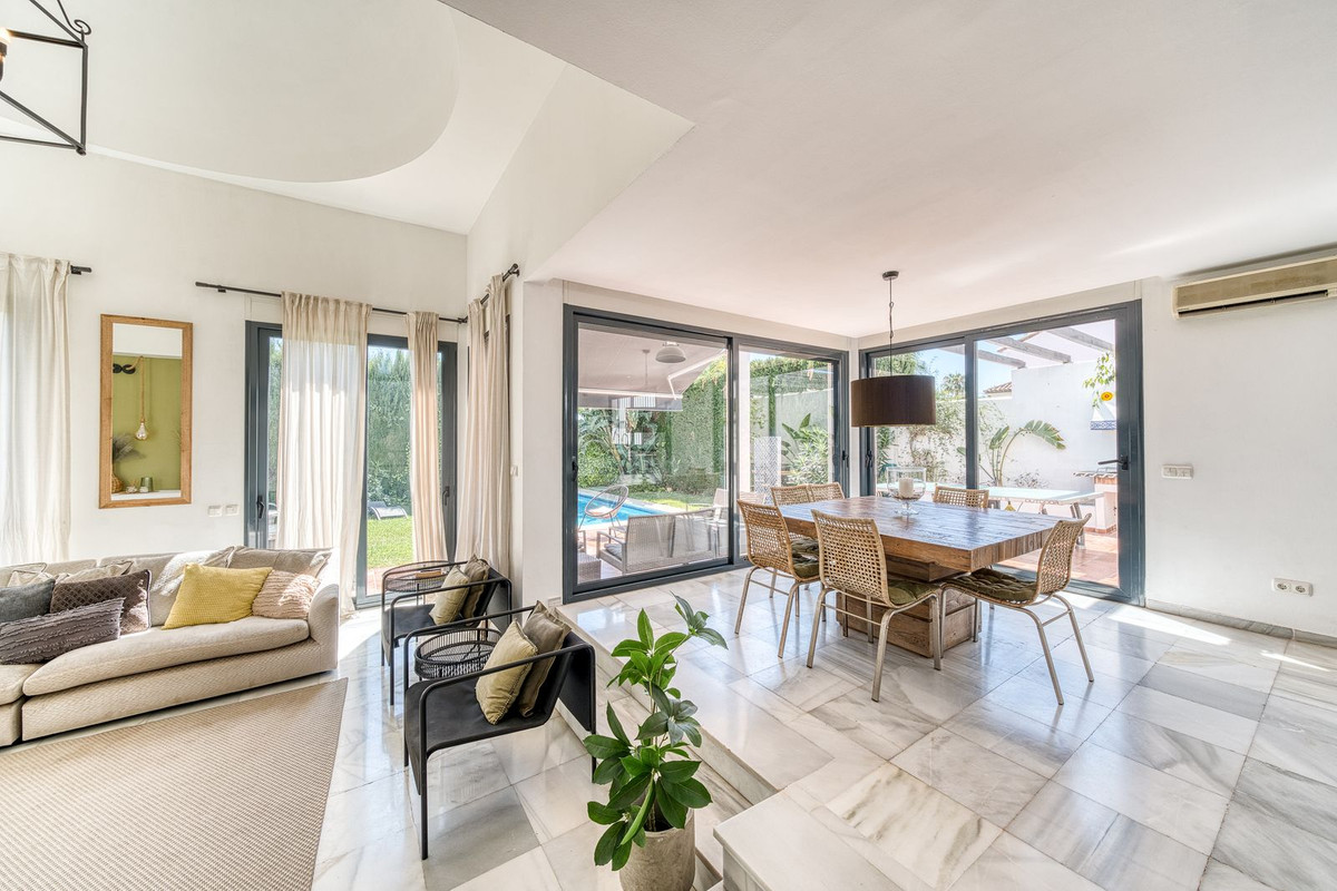 Villa for sale in Marbella