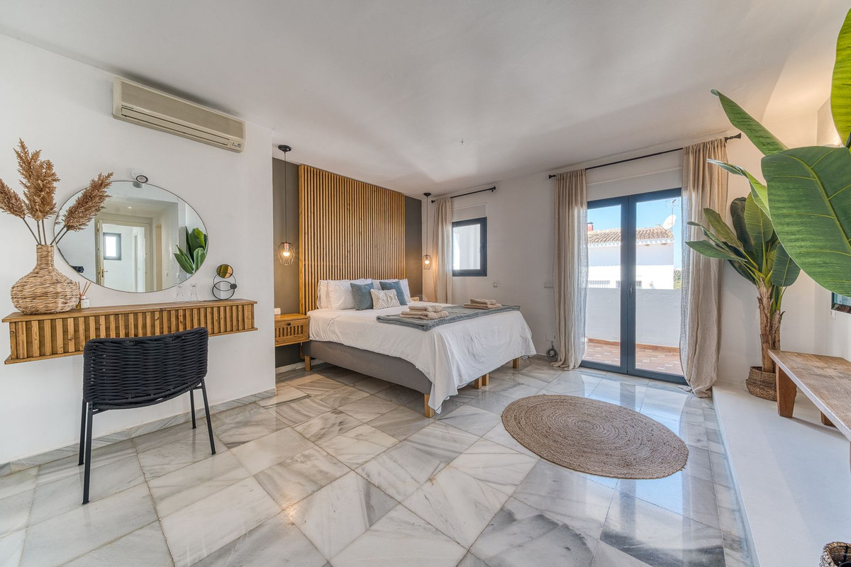 Villa for sale in Marbella