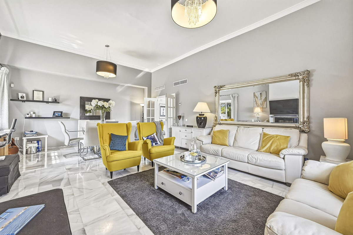Villa for sale in Marbella