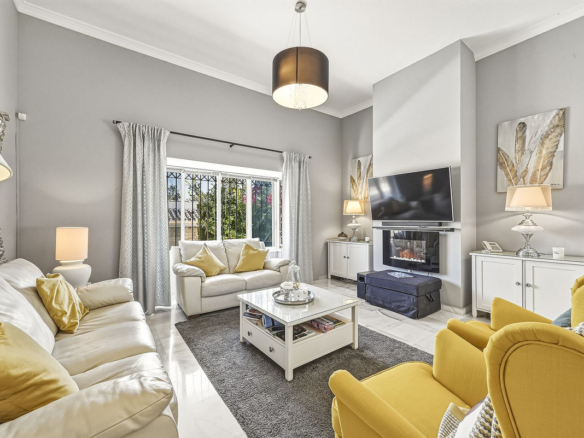 Villa for sale in Marbella