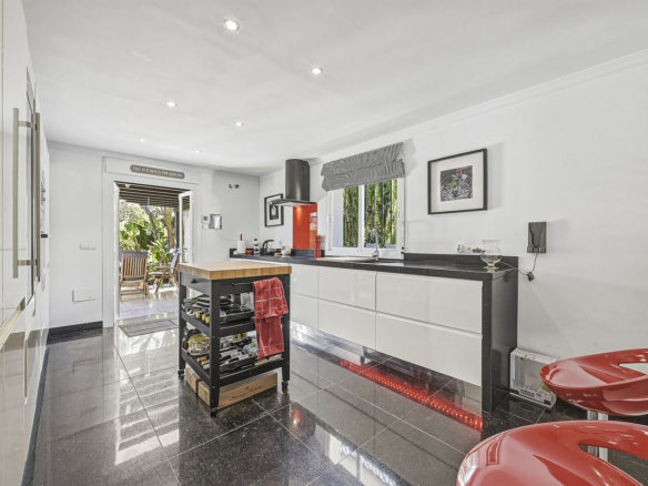 Villa for sale in Marbella