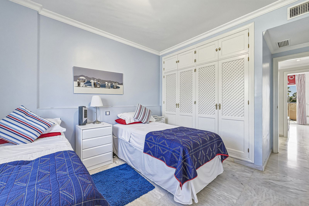 Villa for sale in Marbella
