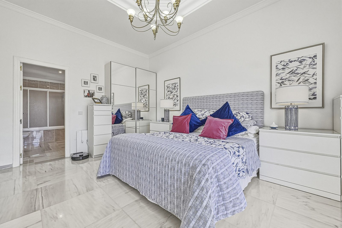 Villa for sale in Marbella