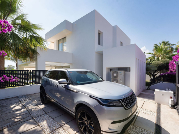 Villa for sale in Marbella