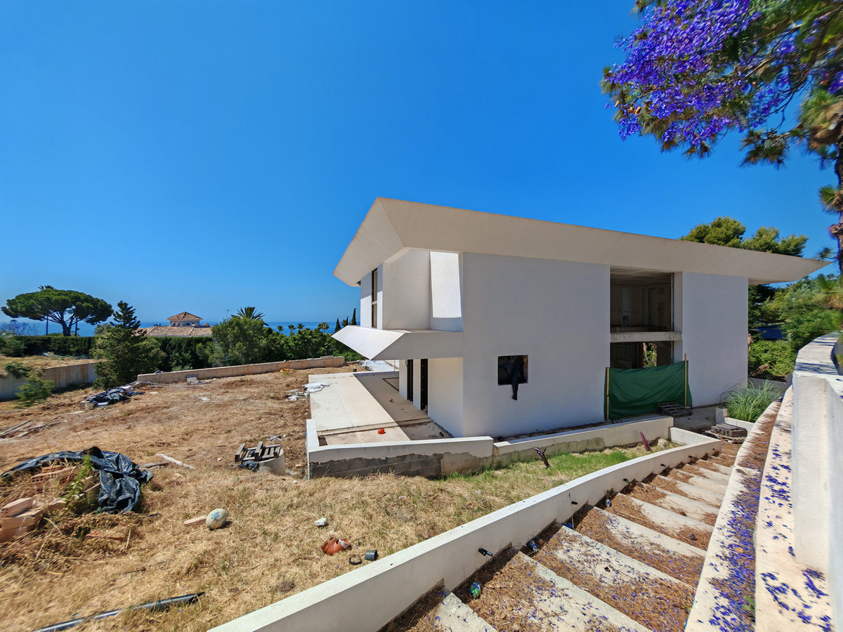 Villa for sale in Marbella