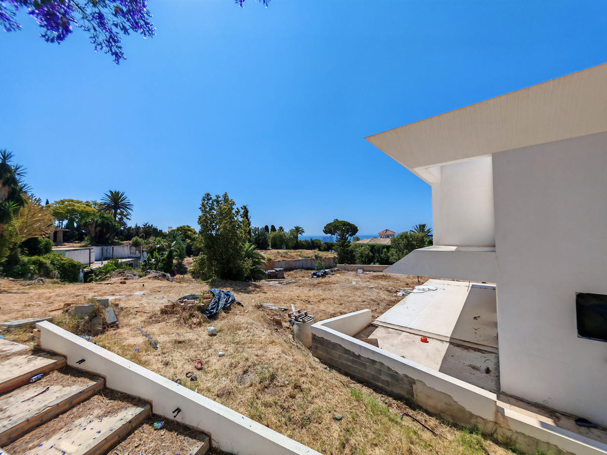 Villa for sale in Marbella