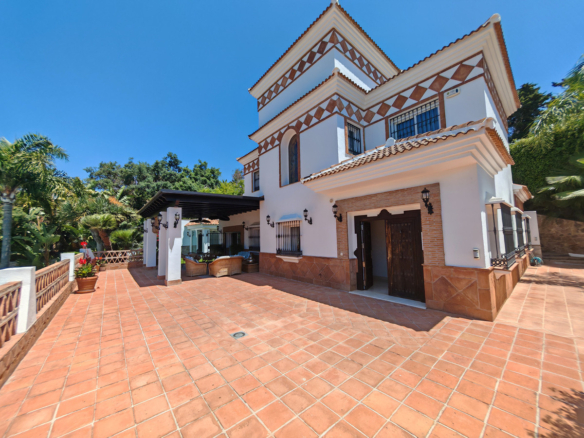 Villa for sale in Marbella
